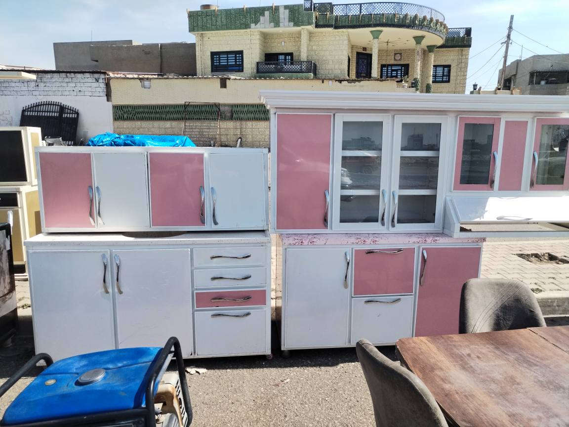 لايت ب 25 بلور هواء ب 15 مجمده ب 145 جربايه اطفال ب 35 كاونتر ب 325 مولد تايكر ب 110 كراسي 12 مقعد ب 250 للاتصال ع *********** كركوك, العراق
