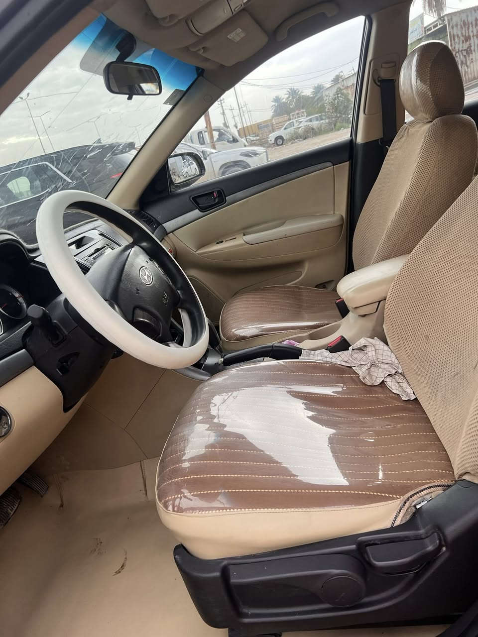 سوناتا٢٠٠٩وارد أمريكي  تخم تاير جديد حداده جديد كير مكينه جديده مكينه ٢٤٠٠تدفئه تبريد شغاله رقم سنويه جديد هيئه وغرامات مصفره سنويه باسمي تحويل مباشر دوشمه جديده السياره حلوه وجاهزه مابيها أي نقص رقم الهاتف ***********مكان السيارة واسط الحفريه
