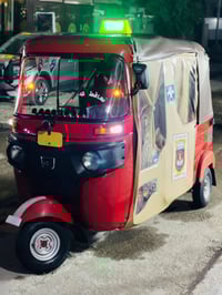 تكتك للبيع موديل 2018 شهر 8 تكتك نضيفه بيه تخم تاير جديد جادر جديد بات...