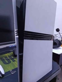 بلايستيشن5 برو • استعمال ٣ أشهر • ضمان وكالة