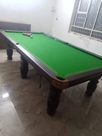 ميز بليارد للبيع العنوان بغداد كلش نضيف اخو الجديد ويا سيت طوبات +كيوب...