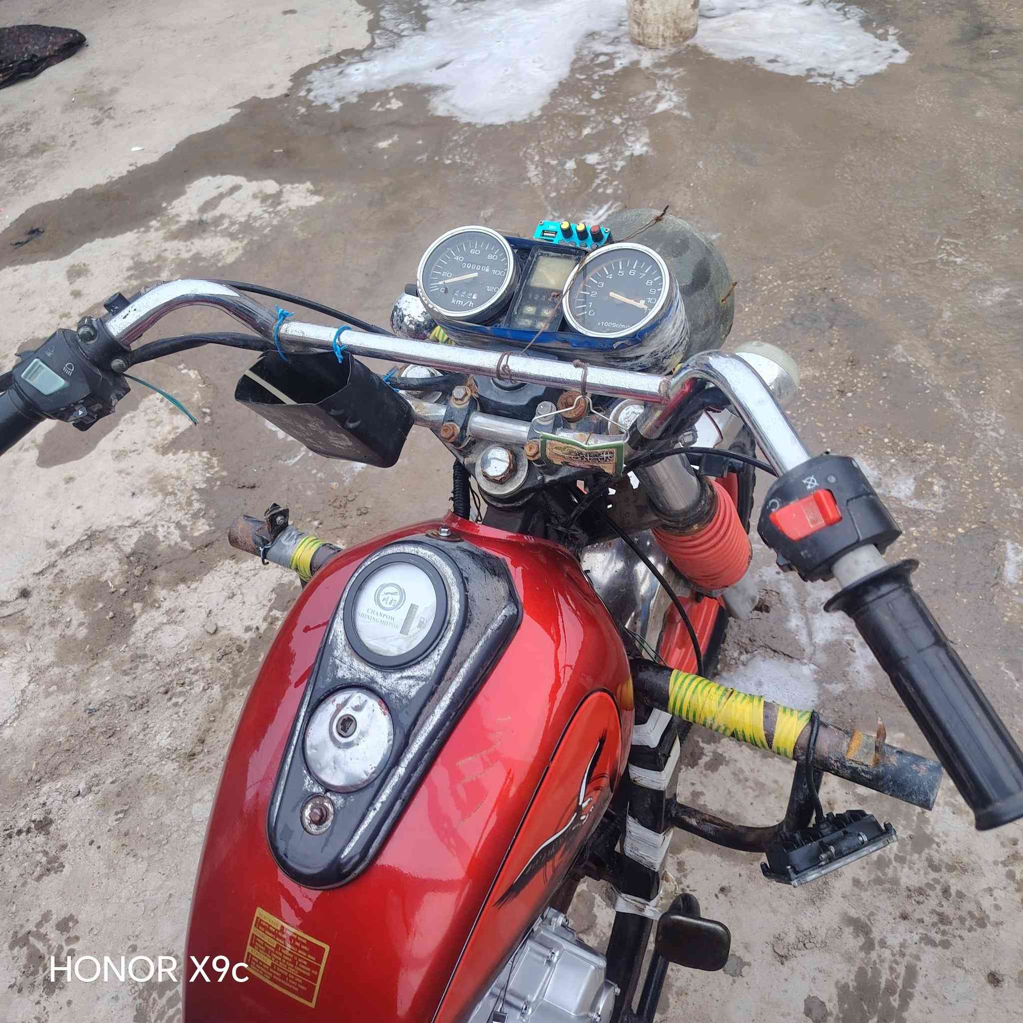 السلام عليكم ستوته 2014 للبيع محرك 25 كلك مقفوله سرقه وعشائر مكاني حله ابو غرق السعر 850 وبيها مجال***********
