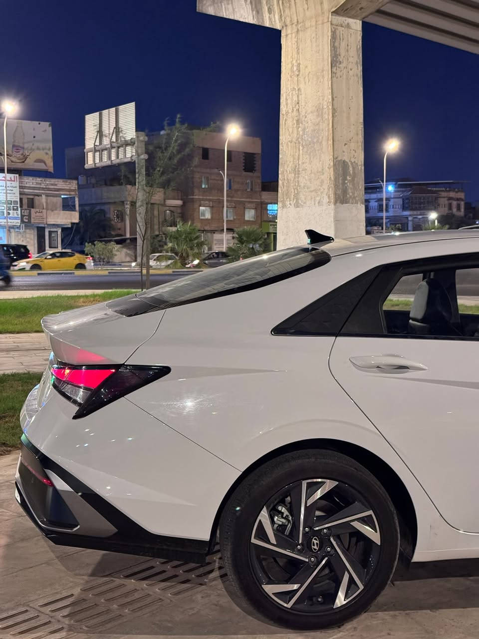 النترا مديل 25 رقم اربيل بسم شركه ماشيه 15 الف كفاله عامه من الزلغ محرك 1500cc دبل نوزل السعر 145 وبيها مجال بسيط مكاني بصره ***********
