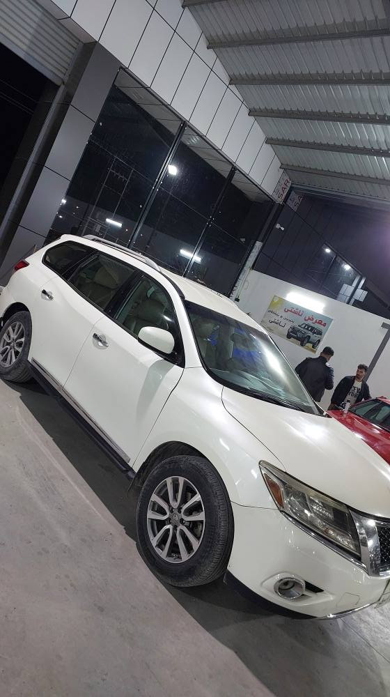 نيسان باثفيندر ٢٠١٦ SL 4WA فول مواصفات ٣ پارچە ونیو سبوغە ٣ مقعد كوشن جلد كوشن هيتر کاربائی سوکان هیتر ئاوێنە حساس کوشتن خزن بسمه ٢ دەرگا شغالە  ٦ بستۆنە مەکینە گیر بەشەرت 
نيسان باثفيندر فول مواصفات 
٦سلندر 
كشن جلد 
كشن خزن 
كشنان ٤ هيتر 
مريات حساس 
كاميرا وحساس خلفي 
دفع رباعي 
بصمة ابواب 
تشغيل عن بعد 
٧ راكب
كير محرك بشرط
سعر ١١٧ ومجال
*********** أربيل, العراق
