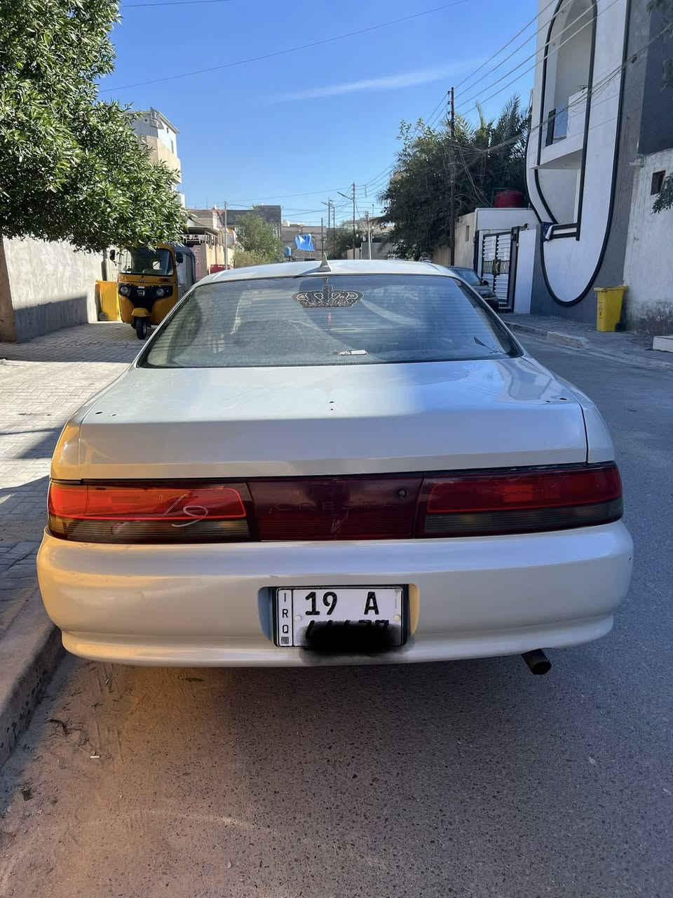 السلام عليكم كرسته للبيع سياره مال بيت تبريد شغال كير يشلع شلع بل تشغيل اذا بارده السياره يطلع بيها صوت شويه ويروح اعتقد بكن انا ماعرف بيها الله شاهد من الاخير ابيع سياره ماكفل لامكينه ولا شي تعال كلب وشوف تفيدك بل عافيه ماتفيدك تحصل الاحسن انشالله سياره حداديه حلوه باسمي سنويه جديده رقم انكليزي مكانها القبله حي المهندسين سعر 55 اكفلك كص ونقل وعيب شرعي فقط هاذ رقمي بيه اتصال واتساب ***********
