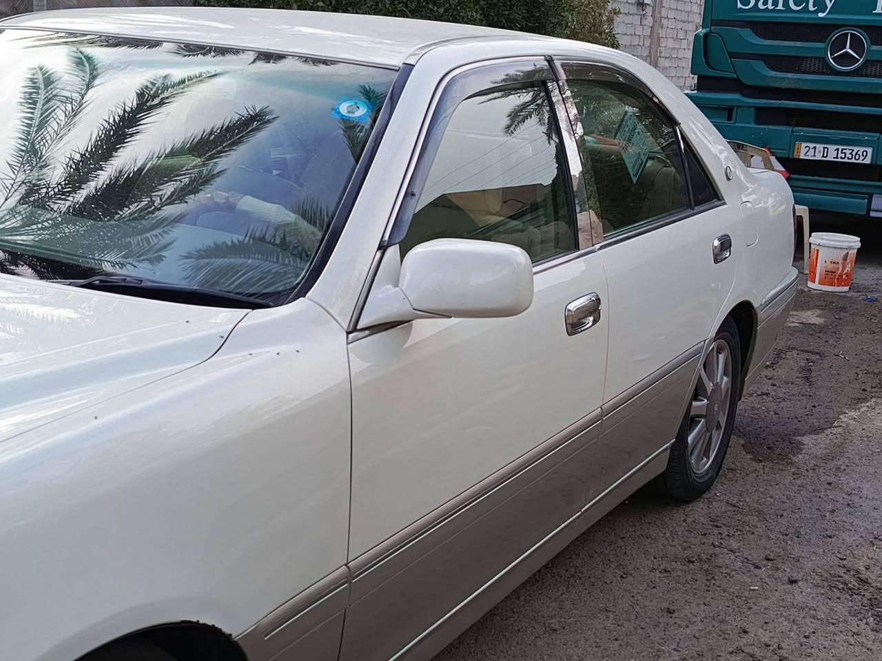 ملكة 2003  محجل خضراوي 3 دكم اصل كرستال رقم كركوك مدفوع كمرك السعر 110 ***********
