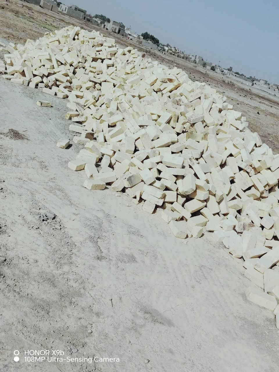 تجهيز طابوق  عدد السكس  8000الف طابوكه وزيادة 650  / وعدد التك 4000الف  وزيادة 300 الطابوق المتوفر *********** ///‏‪***********‬‏//
 ويوجد كسر درجه اولى 🧱
لكافة نحاء واسط  [] حسب الطلب 
للاستفسار  والاتصال مع واتساب [] او  مراسلة الصفحه ////         متواجدين 24 وعشرين ساعه[] لمكان نعمانيه   [] انواع الطابوق وكلمن وسعر
