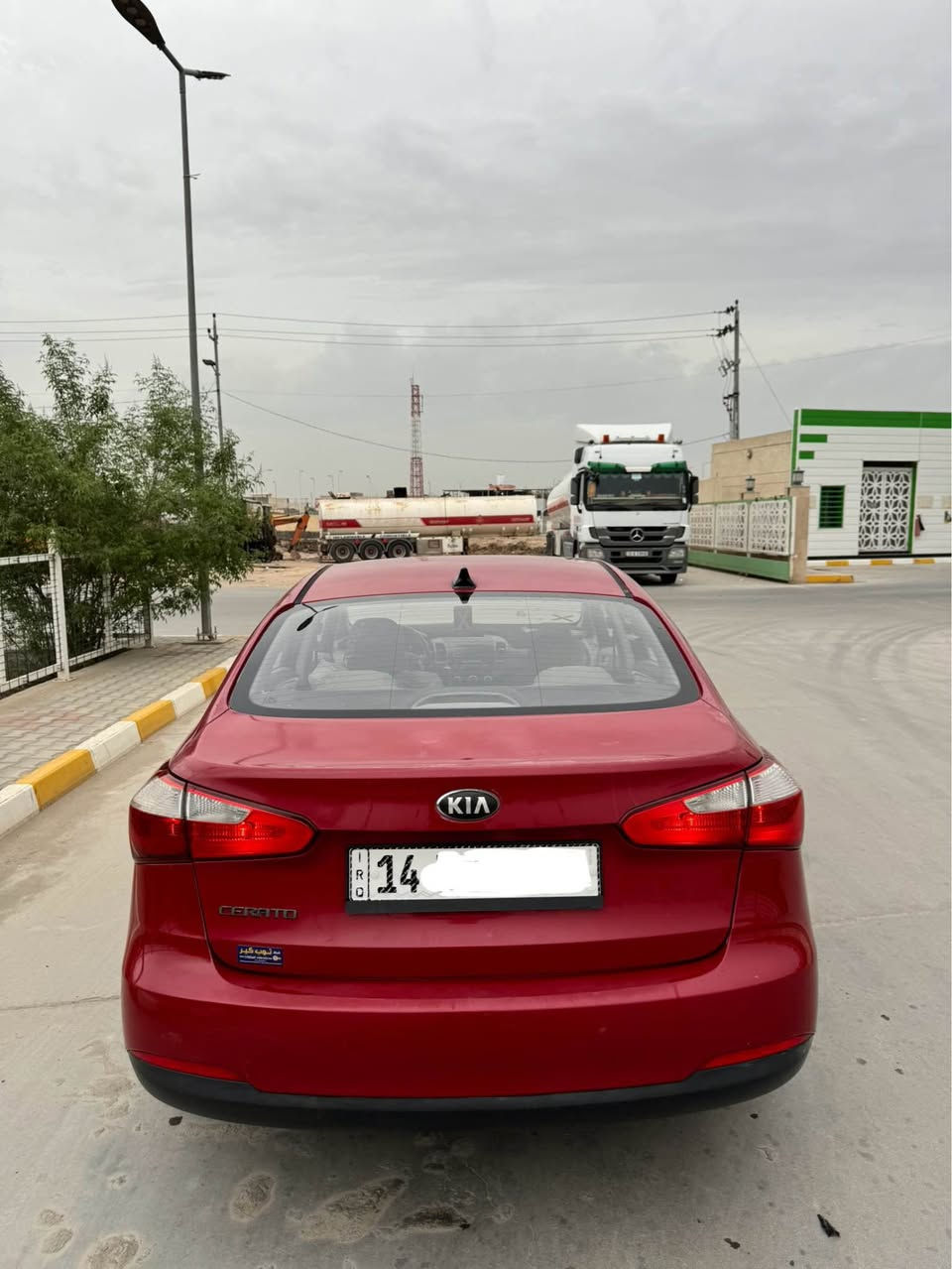 كيا سيراتو 2014 خليجي رقم بصرة بأسمي تحويل 
السيارة بيها بنيد صبغ فقط والباقي كفالة عامة 
جاهزة من جميع النواحي كير محرك تبريد حدادة تخم تاير حاهزة للأخير  السعر 112 وبيها مجال مكاني بصرة 
*********** البصرة, العراق

