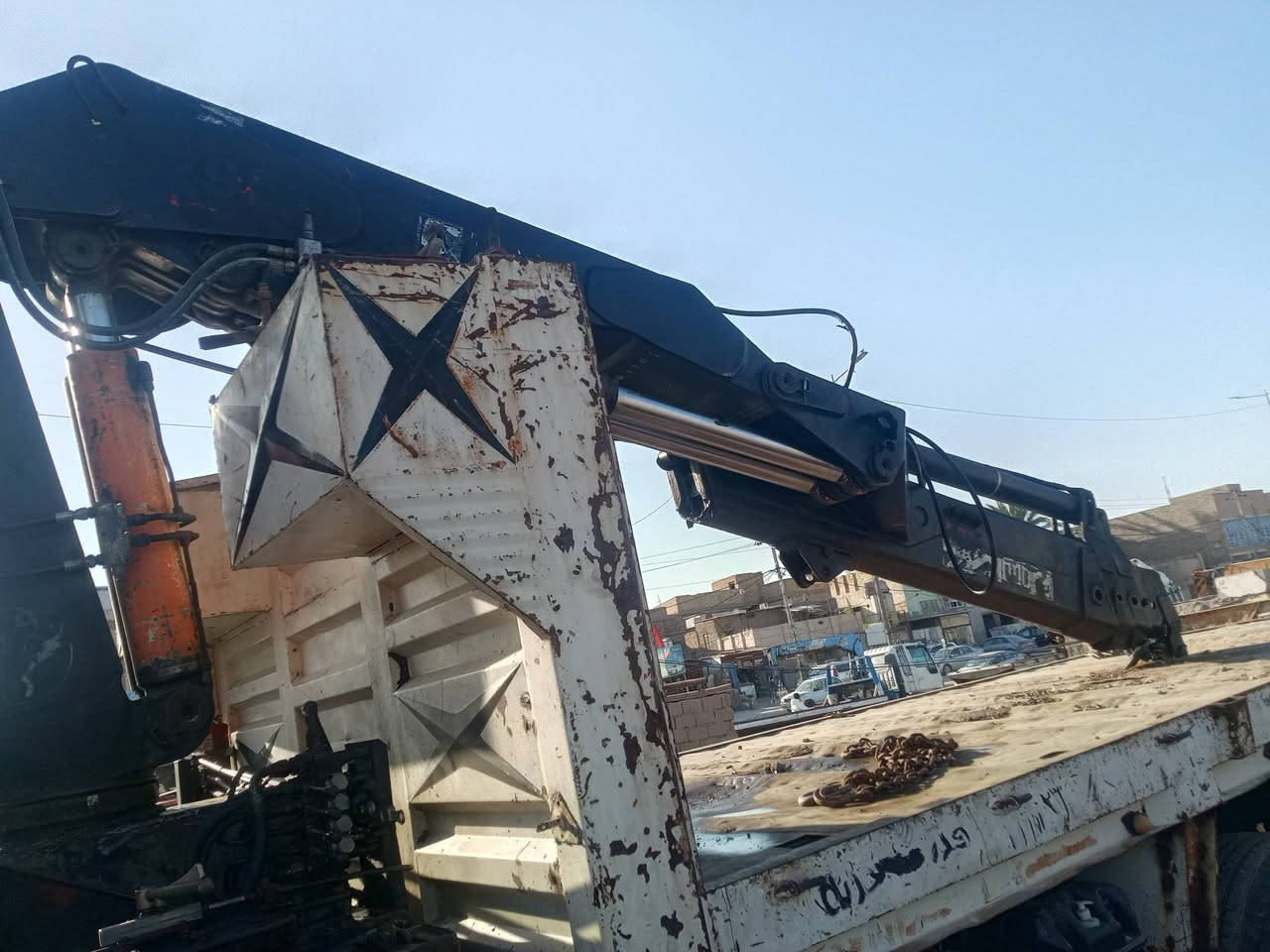 سلام عليكم كرين هياب  للبيع حجم 295 اربع سلايتات اربع ابطلة دوران + مظخة وشكلات وتانكي ويا الاتتفسار الاتصال 
***********
