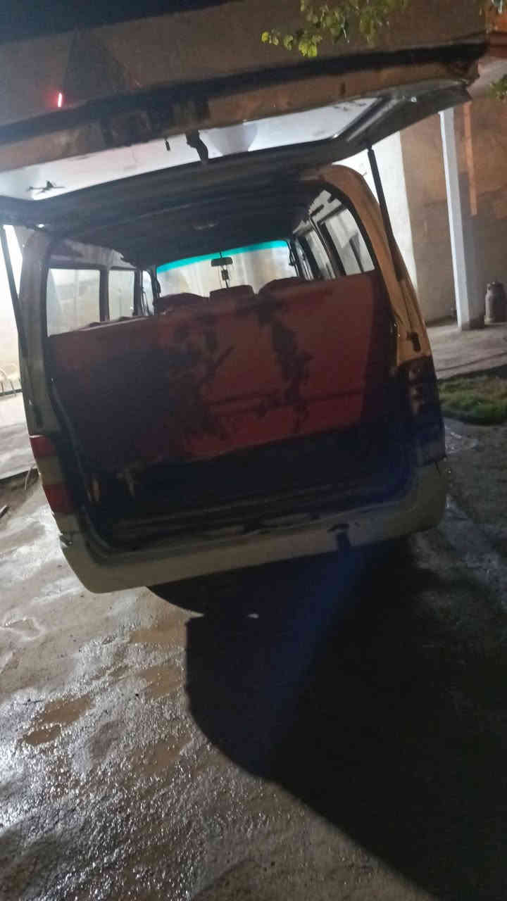 السلام عليكم فاتون للبيع 2009 رقمها بابل السياره كوم حديد برغي مناقصها  الله شاهد سياره خير من الله وجان بيها خط بس ماعندي فراغ الها السعر $20وبيها مجال قليل
***********
