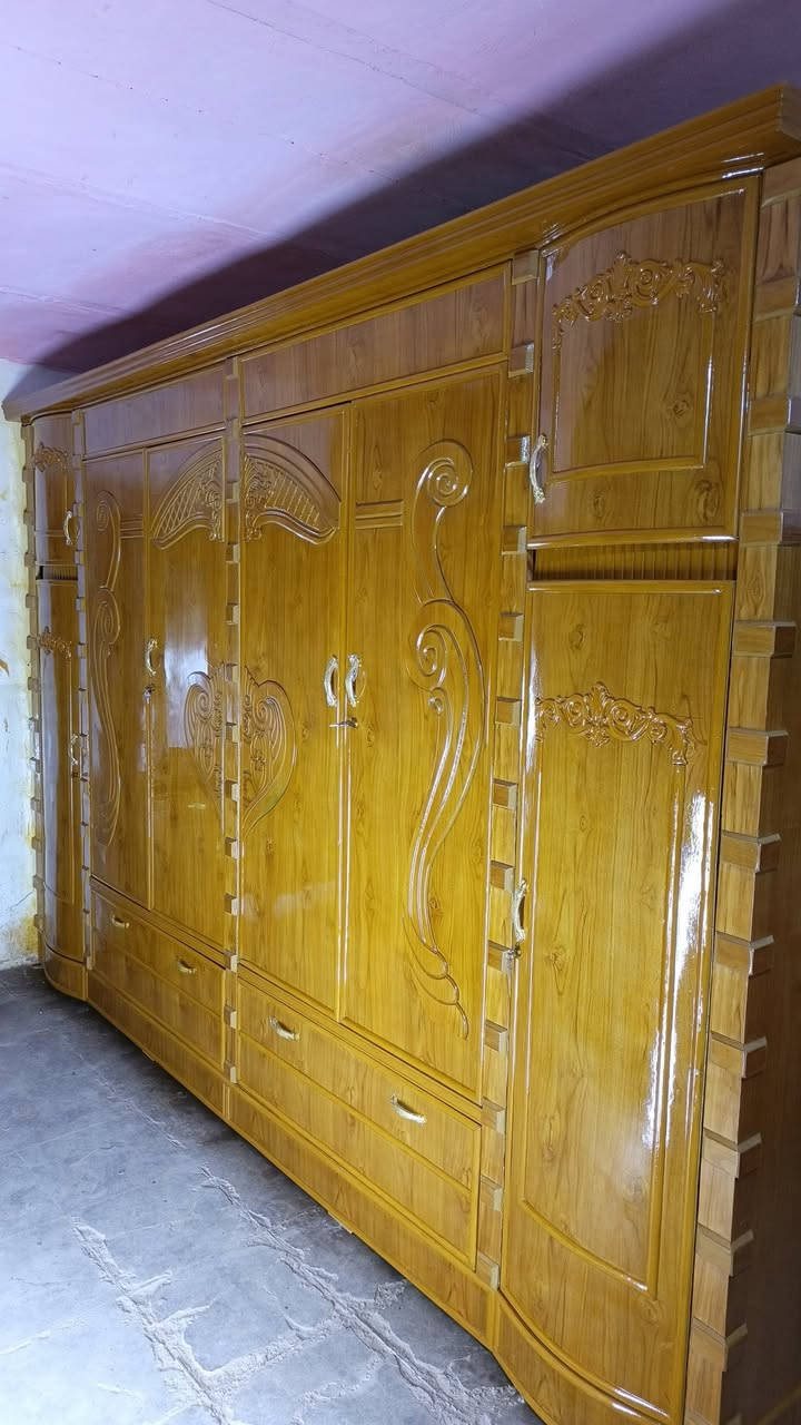 سلام عليكم غرفة 6 باب طابقين قياس ستندر تسگام خارج ولداخل صاج نضافة 100% السعر مليون 250 معا التوصيل وشد للحجز ولستفسار على رقم الهاتف العنوان الحيدرية خان النص ***********
