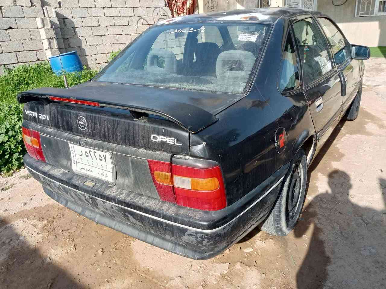 سلام وعليكم بدون زحمه عندي فكترا بيع او مراوس موديل 1992 رقم كركوك أسنويه عضم عاج منتهي 2023 شرط تحويل سياره تنته قفل مركزي بور ستيرن صدرها زين تايراتها زوج الامامي جديد الخلفي نص عمر حجم المحرك 20 شرط الكير عندي بس الواحد يفلت وتريد ترتيبات بسيطه طالب عليها 25 ورقه وبيها مجال بسيط وهذا رقمي *********** مكاني كركوك قرب الحي الصناعي
