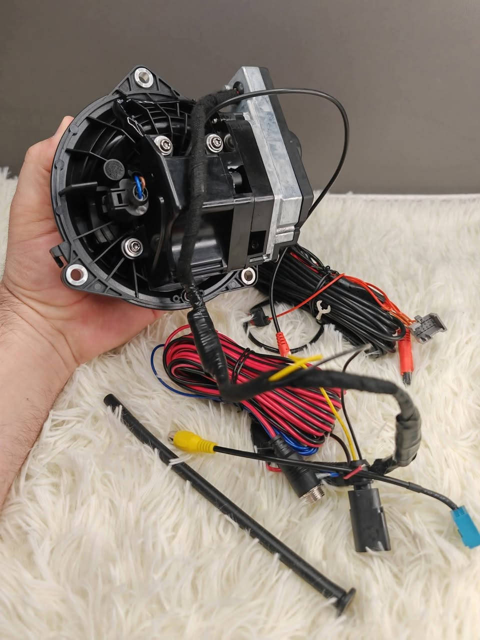 سلام عليكم علامه فولكس واكن بيتل  قلاب معه كامره بك اصليه طالعه بل امزون باله للبيع جديده غير مستخدمه اعلى سعر ابيعها ماعندي توصيل عنواني الشعب ***********
