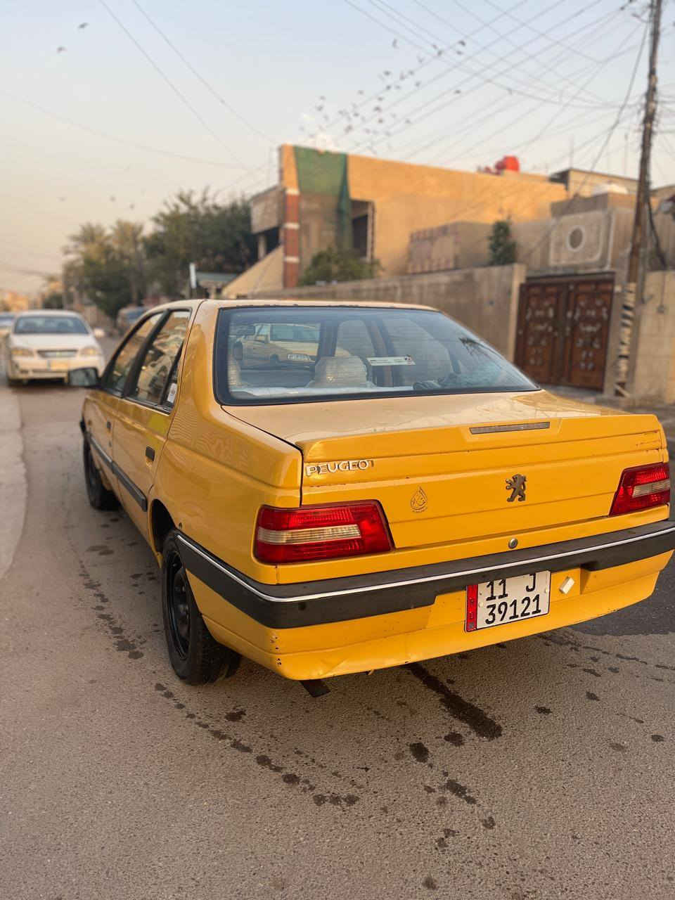 السلام عليكم
بيجو لميس موديل ٢٠١٥
كير مكينه خير من الله
مبدل بيه بنيد و جاملغ
السعر ٣٦ وبيه مجال 
مكان بغداد الشعب
مكلف بالنشر
للاستفسار ***********
