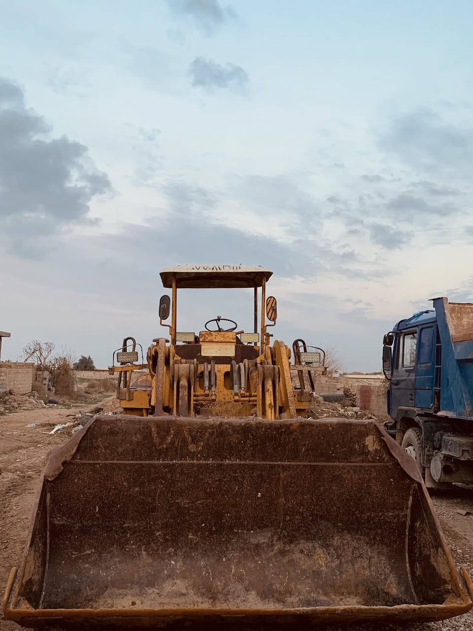 كاوسكي حجم 80 مديل 79 للبيع جاهز للعمل سعر 130$ وبي مجال  المكان :مكيشيفة اللتواصل: ***********
