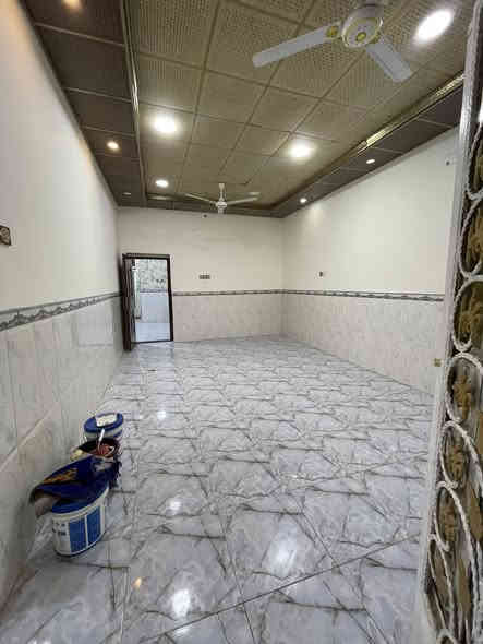 يت للإيجار بحي الاصدقاء 200 م
غرفتين واستقبال وصاله ومطبخ وصحيات وكراج
 الايجار 650 الف شامل الكهرباء والماء 
للاستفسار :*********** 🔥
