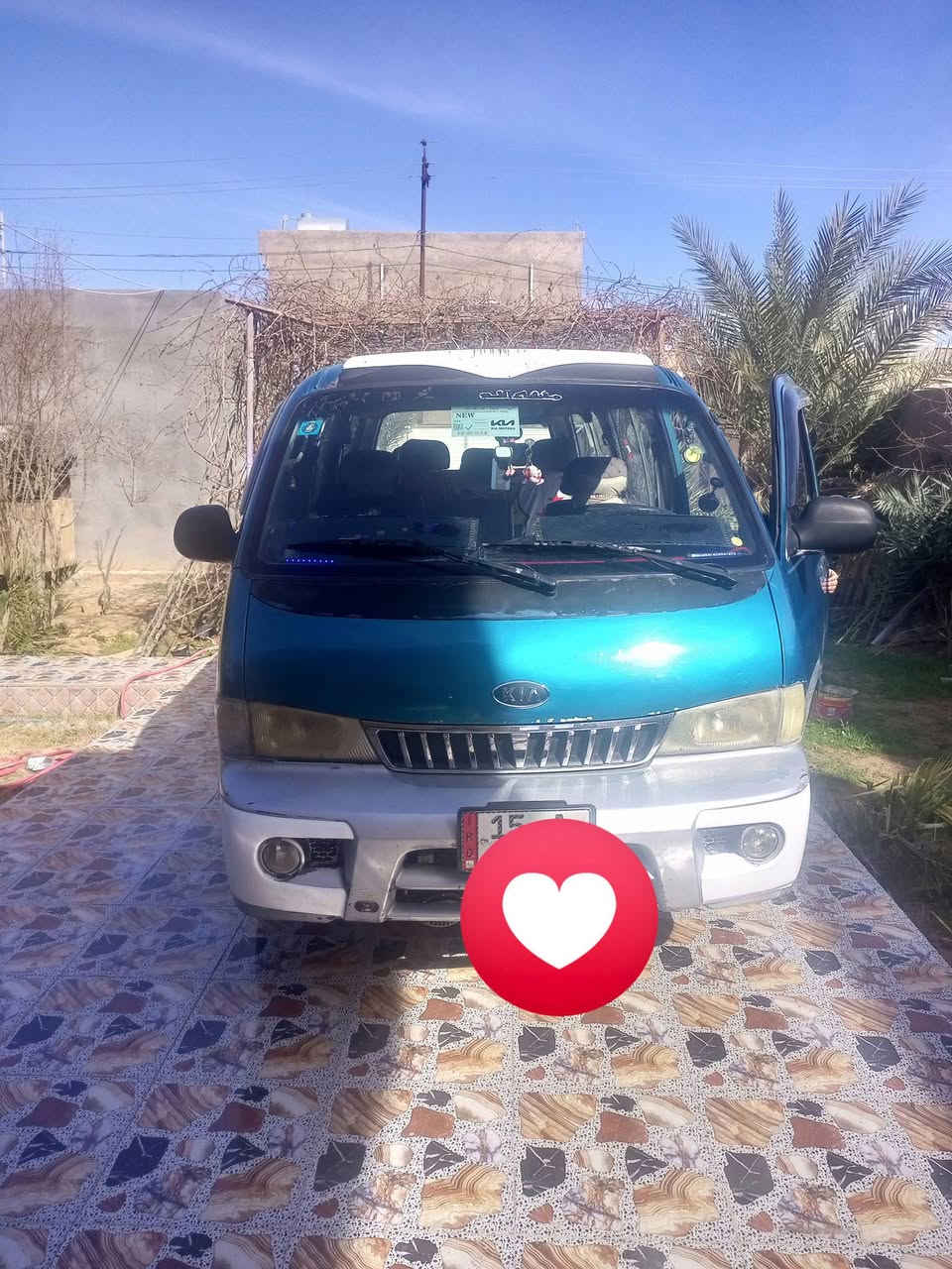 السلام عليكم سياره كيا بريجو موديل 1996  للبيع سياره نظيفه جدا محرك جديد دواخلها نظيف موصله 75  سنويه تنتهي بسنة 2030 للاستفسار الاتصال ‏‪***********‬‏
