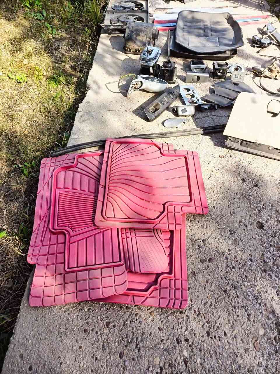 عندي غراض كيو كيو و اي وان و اكس وان للبيع العنوان البياع ( *********** )
