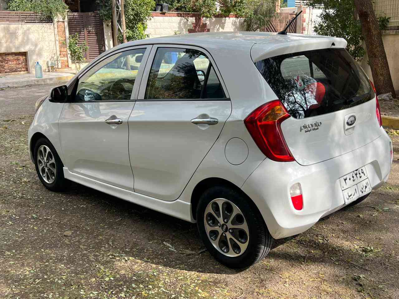 ***********كيه بيكانتو موديل 2013 كير توماتيك رقم اربيل  السياره بدون صبخ بدون ضربه حيل جديده محرك كبير كاربايت  تبريد كوله شرط تايرات جديد باتري جديد كير محرك شرط المواصفات معروفه   السياره بسمنه شرط تحويل وكاله سعر 77 مجال عنوان كركوك *********** كركوك, العراق
