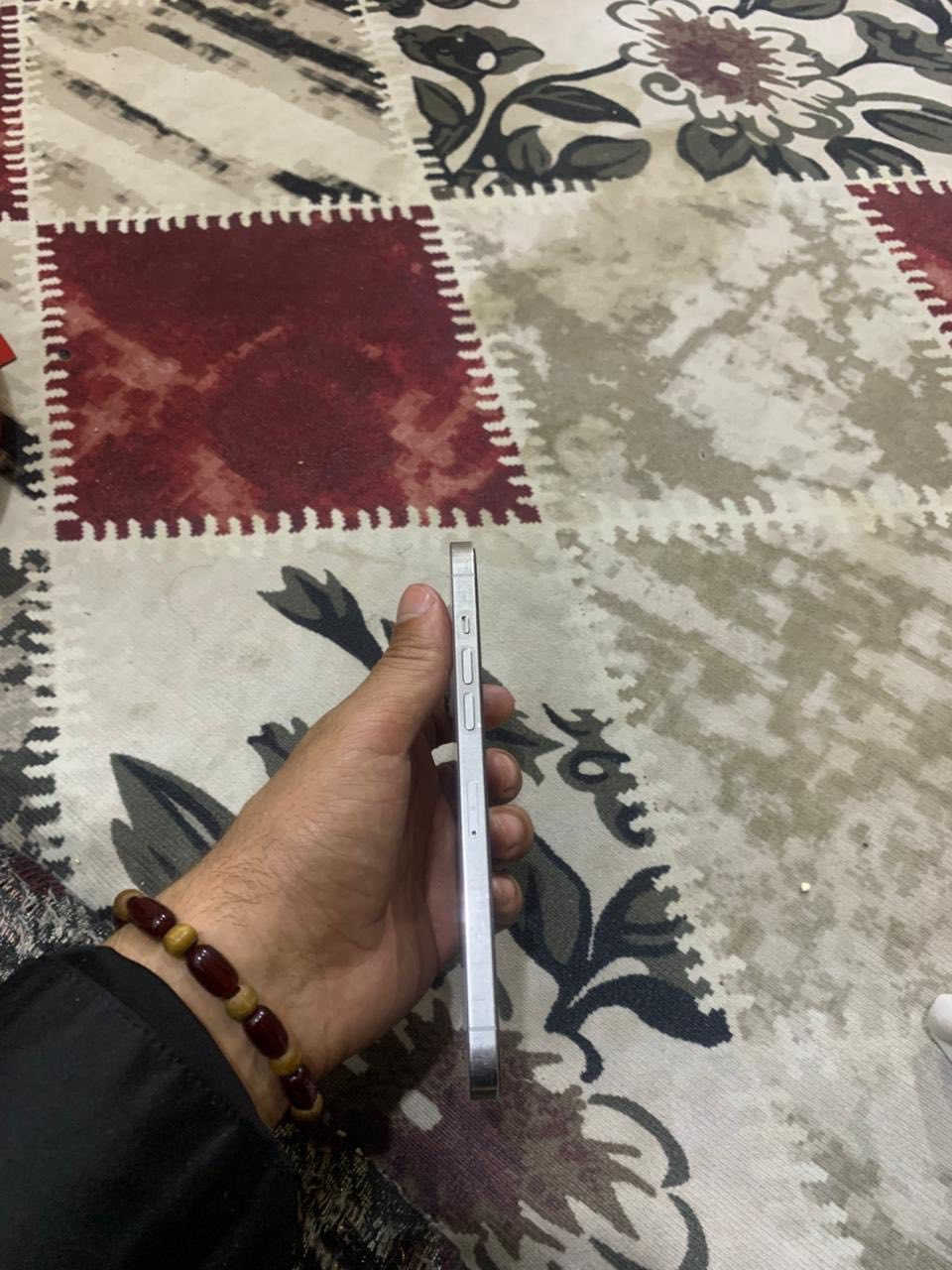 ايفون 12 pro max
ذاكرةً256
بطاريةً79
جهاز ايي خلل مابي مابدل بي شي 
سعر٤٥٧ بي حك جيه
مكاني بغداد حي نصر 

‏***********
