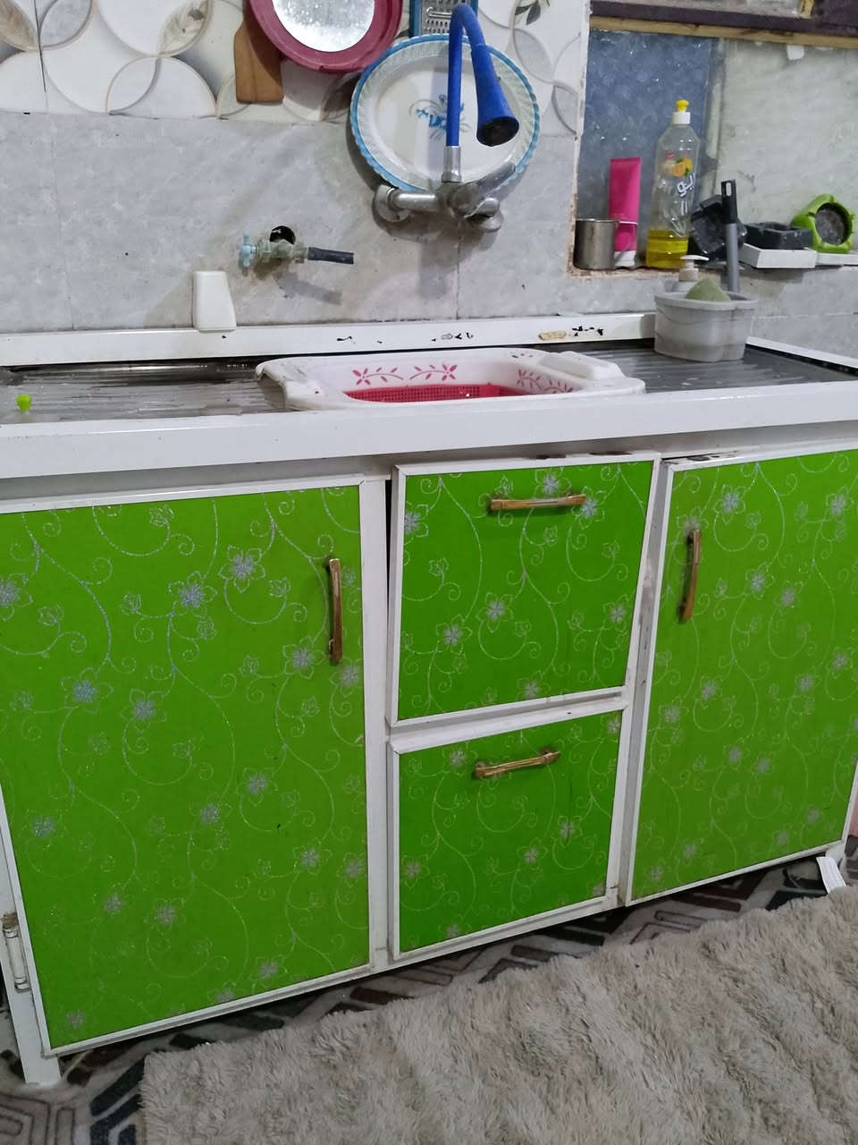 اغراض نضيفة منزلية للبيع المكان كربلاء ***********
