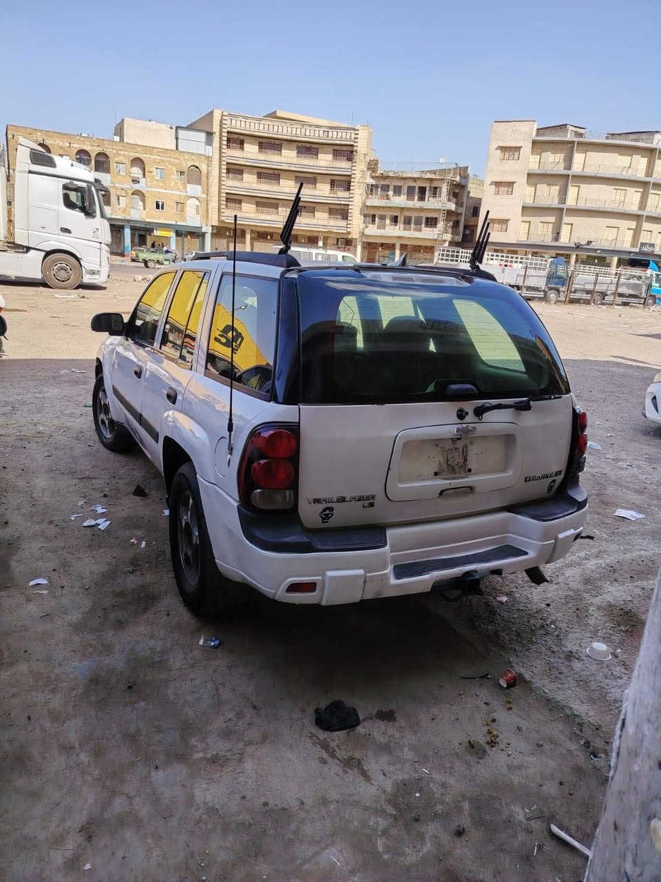 السلام عليكم سيارة بلايزر موديل 2005 
كير محرك بلادي صدر امامي جديد سياره مكانات قليل صبغ 
دخل سياره جديد شاشه كاميرا معامله كامله 
سياره جاهزه.    سعر 60 ورقه بيها مجال 

الاستفسار على الرقم التالي ☎️

***********
