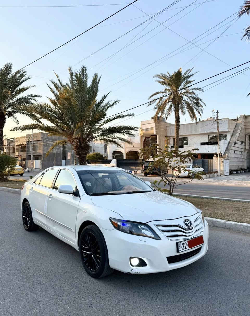 كامري 2011 خليجي GL
بيه صبغ 4 قطع 
محرك 4 سلندر 
سياره جاهزه ونضيفه مابيه اي نقص 
رقم اربيل تحويل مباشر 
رقم وهزه جديد 
مكان سياره سيديه 
سعر 94 
***********
