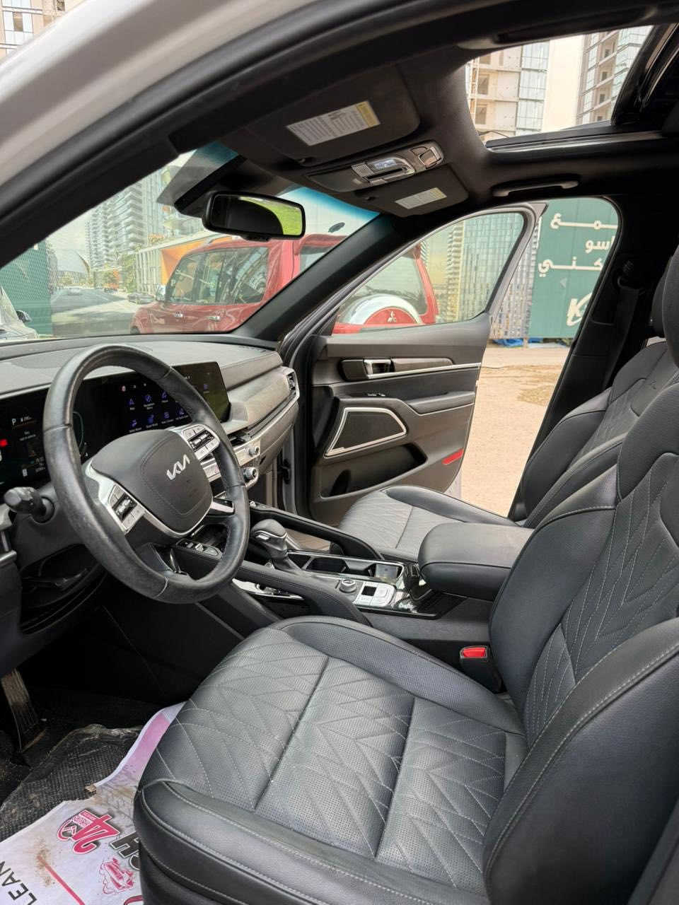 السلام عليكم تولرايد موديل ٢٠٢٤ فول السيارة دخول جديد جدا جديدة مواصفاته اعلى شي ألون سموك 
دخول ع كتاب الشهداء 
السعر ٣٢ ألف دولار يعني ٣٢٠ ورقة
للاستفسار الاتصال ***********
