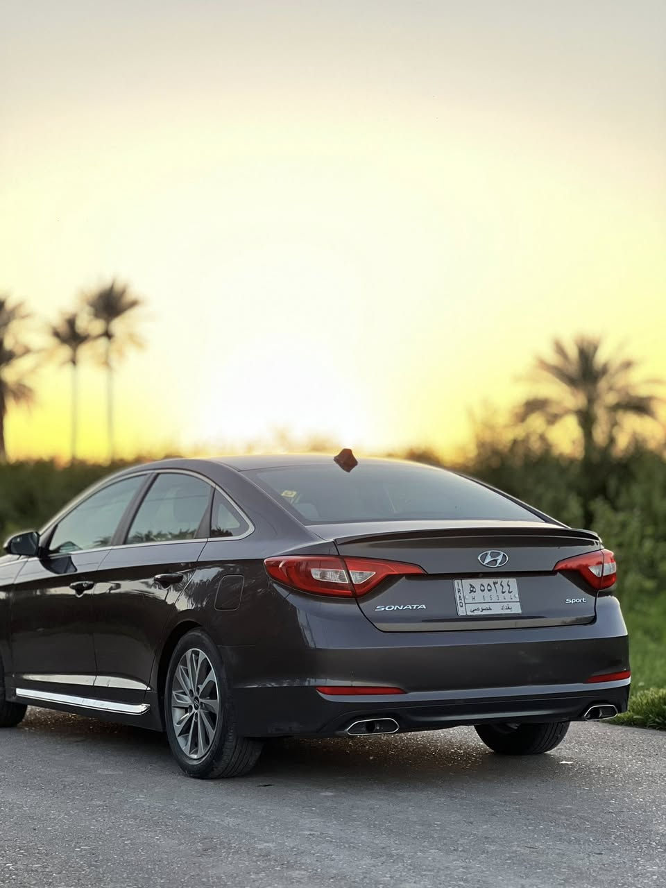 اسلام عليكم
للبيع 

سوناتا 2017 وارد امريكي 

السياره فئة sport 

مواصفاته المعروفه :شاشه /ثلال وضعيات قياده/ كشن جلد /الكشن كهربائي/ كامره دواره /حساسات وباقي المواصفات المعروفه 

محرك السياره 2400 نضيف كلش 

حداديه صدر كله عليه ادامه تخم تاير جديد سياره خير  من الله

حادثه كلش خفيف باب السائق فقط مبدل نفس الون الباقي مكفول كفاله عامه 

رقم السياره بغداد تحويل ثاني يوم 

مكان السياره الانبار 

السعر: 130 

الرقم :***********
