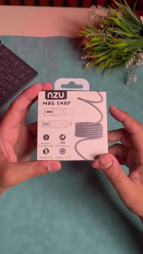 كيبل رهيب 4 في 1 يغنيك عن كيبلات هواي تاخذها وياك لطلب الكيبل من متجر @azu   ⚡️⚡️#khaldoontech #cable 


**إذا كنت صاحب هذا الإعلان وتريد حذفه لأي سبب، رجاءا أرسل رسالة إلى الدعم الفني**
