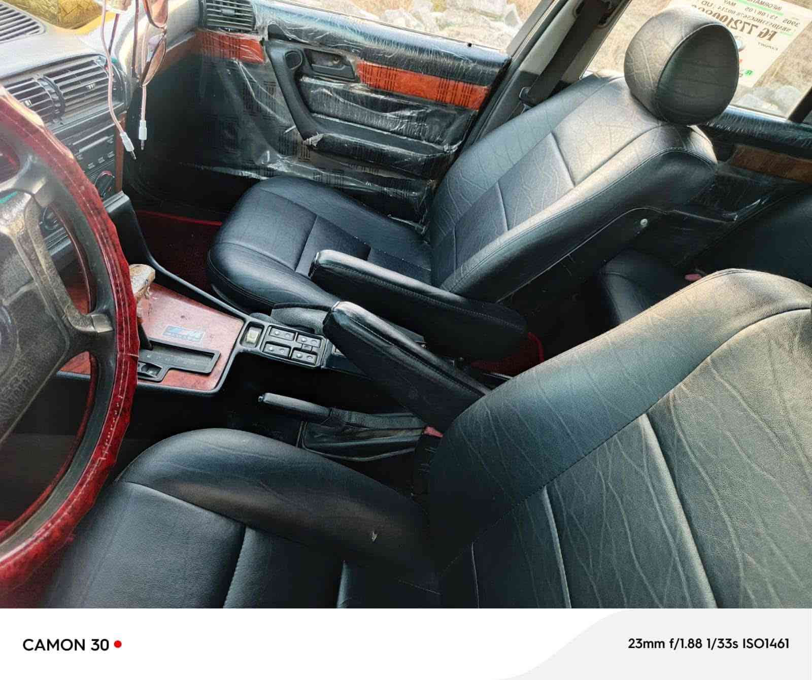 525 اصل سنوية وبليتة مسكر عدل موديل 1992 رقم انكليزي سنوية لل2029 السيارة مصبوغة عام وبيهة طخة موضحة بالصور تخم تاير صدر خلفي جديد وصدر الامامي 60 ./. كير مكينة اكسل يخبلا  نشاط وعزم ورزانة  السعر 60 مكان السيارة بغداد المدائن للتواصل *********** واتساب او خاص  واذا مراوس  بصقر 40
