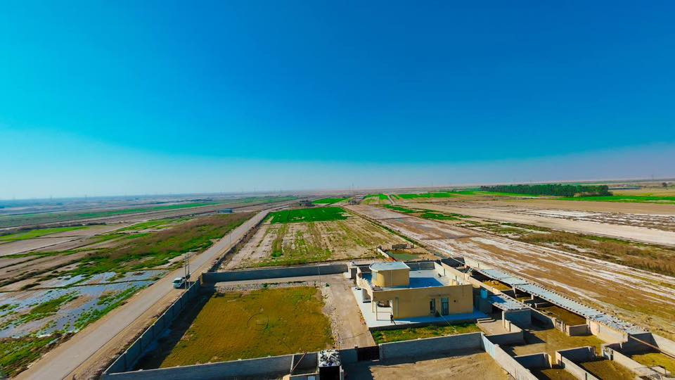 السلام عليكم ارض زراعية للبيع 4 دونم الارض 2 دونم البيت متوفر ماء اساله مدراس تبليط 
تقع على الارض بالكوت طريق كوت عماره بين شيخ سعد والكوت باقي تفاصيل الاتصال على الرقم 

‭0773 207 1625
