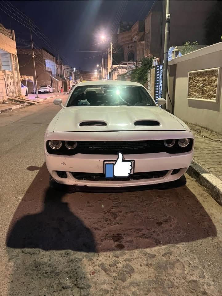 🚗 للبيع سيارة جالنجـر SXT موديل 2015 🚗

السياره مصبوغه عام 
* مشدودة عليه مكينة 2020 جديدة
* حادثة ب العراق جاملغ بنيد
* حادث أمريكا موجود ومبين بالصور

💰 السعر المطلوب: 110$

📍 الموقع: البصرة – مركز المدينة

📞 للتواصل: ***********
