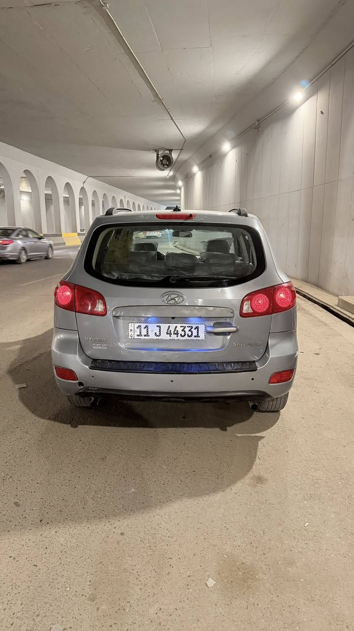 هونداي سنتافي 2008
مكينه 6 سلندر 
سياره جاهزه من مكينه وكير وحداديه وتخم تاير تبريد ثلج جسمه لخارجي صافي
تحكمات 
قطعتين تبريد 
السعر 100
مكان سياره النجف
لاتصال 
***********
