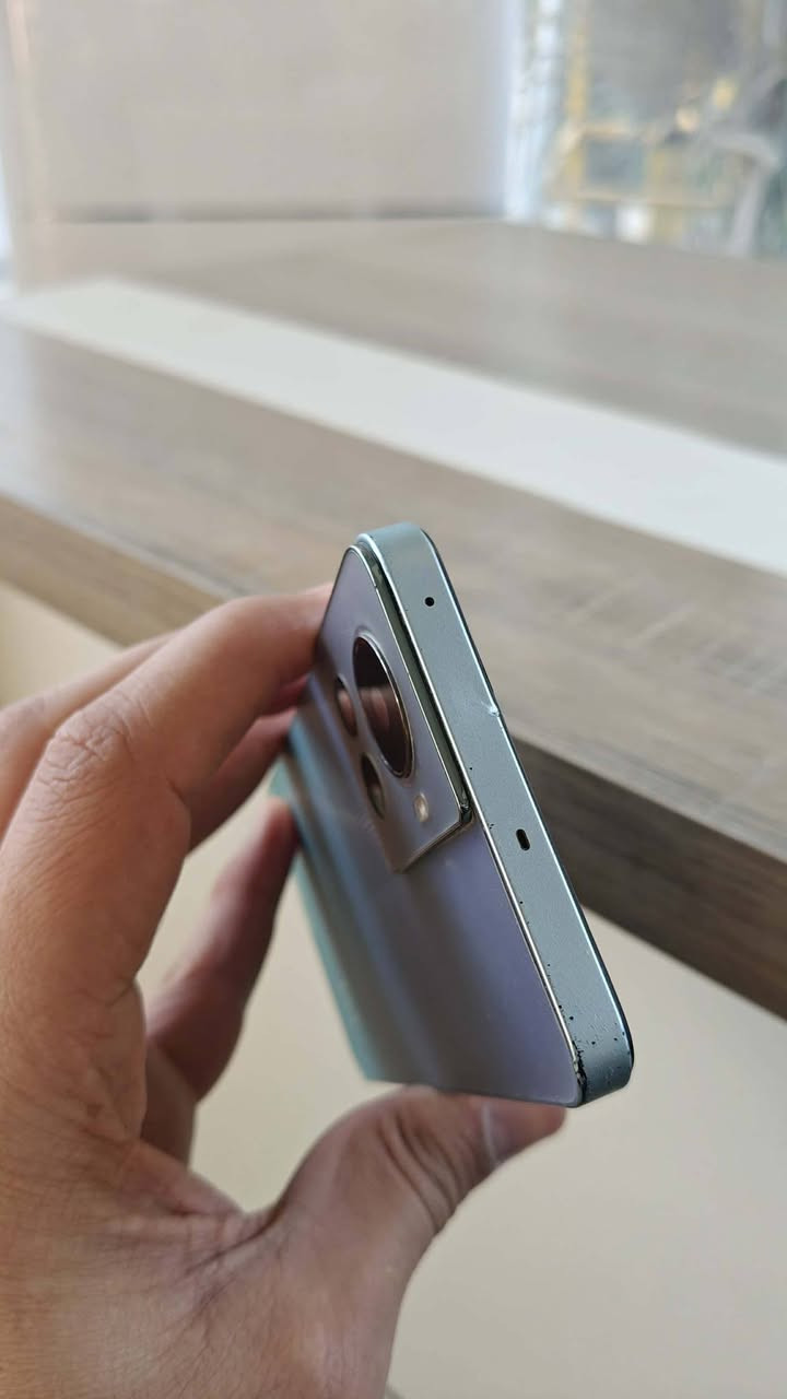 سلام عليكم
للبيع فقط 

ون بلص 10R النسخه العالميه 

الشاشة:6.7  - 120 هرتز - Fluid AMOLED

الذاكرة: 256/12

الكاميرا: 50 + 8 + 2

المعالج: MediaTek Dimensity 8100 Max

البطارية: 5000  - 80 واط

جهاز مكفول من اي خلل 

ونظافته موضحه بالصور
وياه كارتونته وكيبل فقط 

ـــــــــــــــــــــــــــــــــــــــ

ساعة redmi watch active 5

نظيفه جدا 

سعر الاثنين  330 وبيهن مجال 

مكاني نجف توصيل متوفر 

***********
