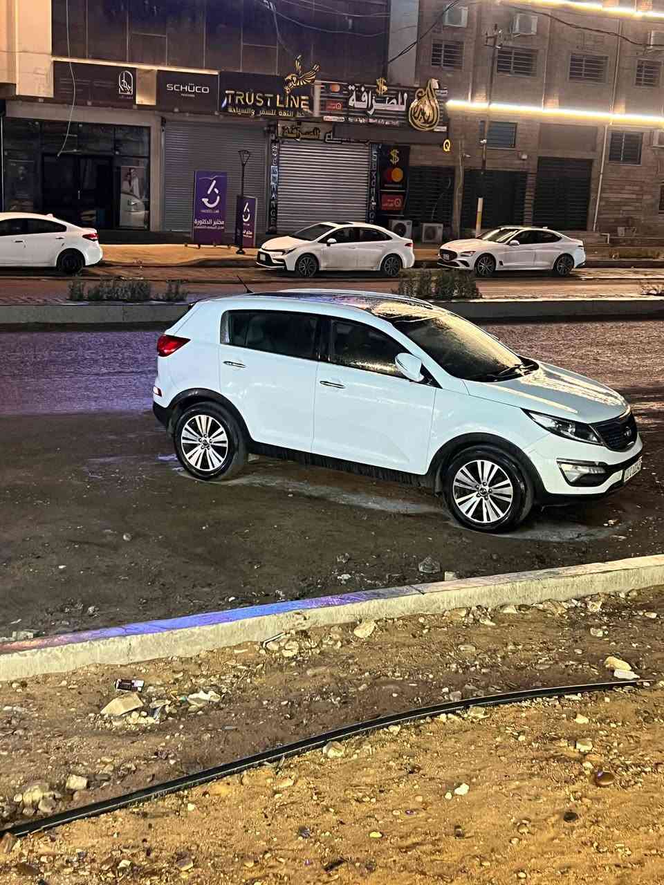 السلام عليكم
سبورتج خليجي 2016
ماشي 168000
محرك 2000 دوش
بيه شبر بارد فقط الباقي كفاله
مكينه مكفول
كير كفاله
السعر 155 ورقه
الرقم ***********
