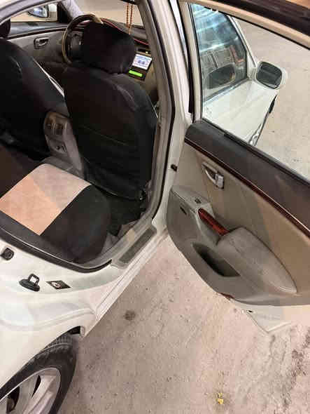 للبيع للبيع 
ازيرا 2006  وارد امريكي (بغداد) رقم انكليزي جديد سنويتها ل2030
السيارة 6 سلندر 3300
كشنات جلد كهرباء
فتحه بالقماره
تحكم ستيرن
شاشه بلاد
قطعتين تبريد
ايرباكات مبيهة 
تبريد شاشه
السيارة موجوده بنجف وبسمي  
كير +مكينه كفاله شرط ضربتها جاملغ سايق مصبوغه عام جماليه السيارة حلووه اطيك تراي اتروح البغداد وترجع تبريدها ايخبل ثلج وبيها بعد هواي مواصفات 
السعر(80 وبيها مجال بعد لطيبين حك الجية )
للاستفسار 
محمد ***********
احمد ***********
