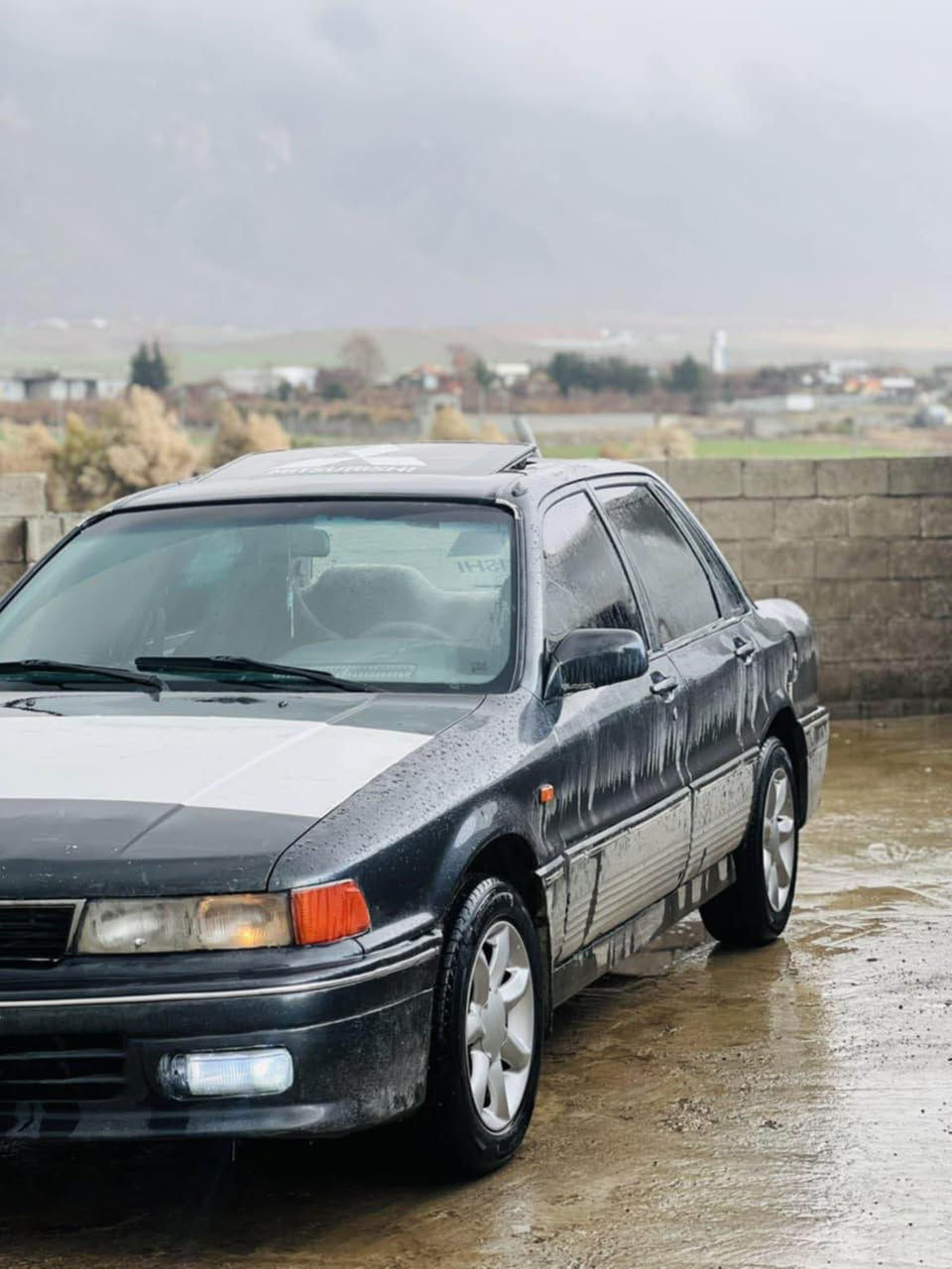 گلاند بۆ فرۆشتن مۆدیل ١٩٩١ ئارم پلاستیک سۆران بەشەرت ئەولیات بۆ هه مو کوردستان بێ کێشەیە مەکینە ٦٣ ی گەورەیە  سلایتە جام کارەبایە  فولە تەنها گیر عادیە گیرو مەکینە بەشەرت تەقەو رەقەی بەشەرت  کارەبایاتی هه موی ئیش دەکا  گەرمی و گیج و لایت و فلجە هیج نوقسانیەک هیج مەسروفیک لەو سیارەی نیە چوار تایە ویل نوی لۆ بەسترایە براوە وەرگەران بەشەرت پشت و پیش کەپس لیدرانی بەقوەتی نیە لە هه مو قەلبی یەک جەمپی جاملخی بشتەوەی هه یە اویش زۆر کەمە بەجاو نابیندریی باقی هیجی  نیە   مالی فەقیریە سحری ٣٢$ وەرەقە و مەجالکی برایانە *********** سوران, أربيل
