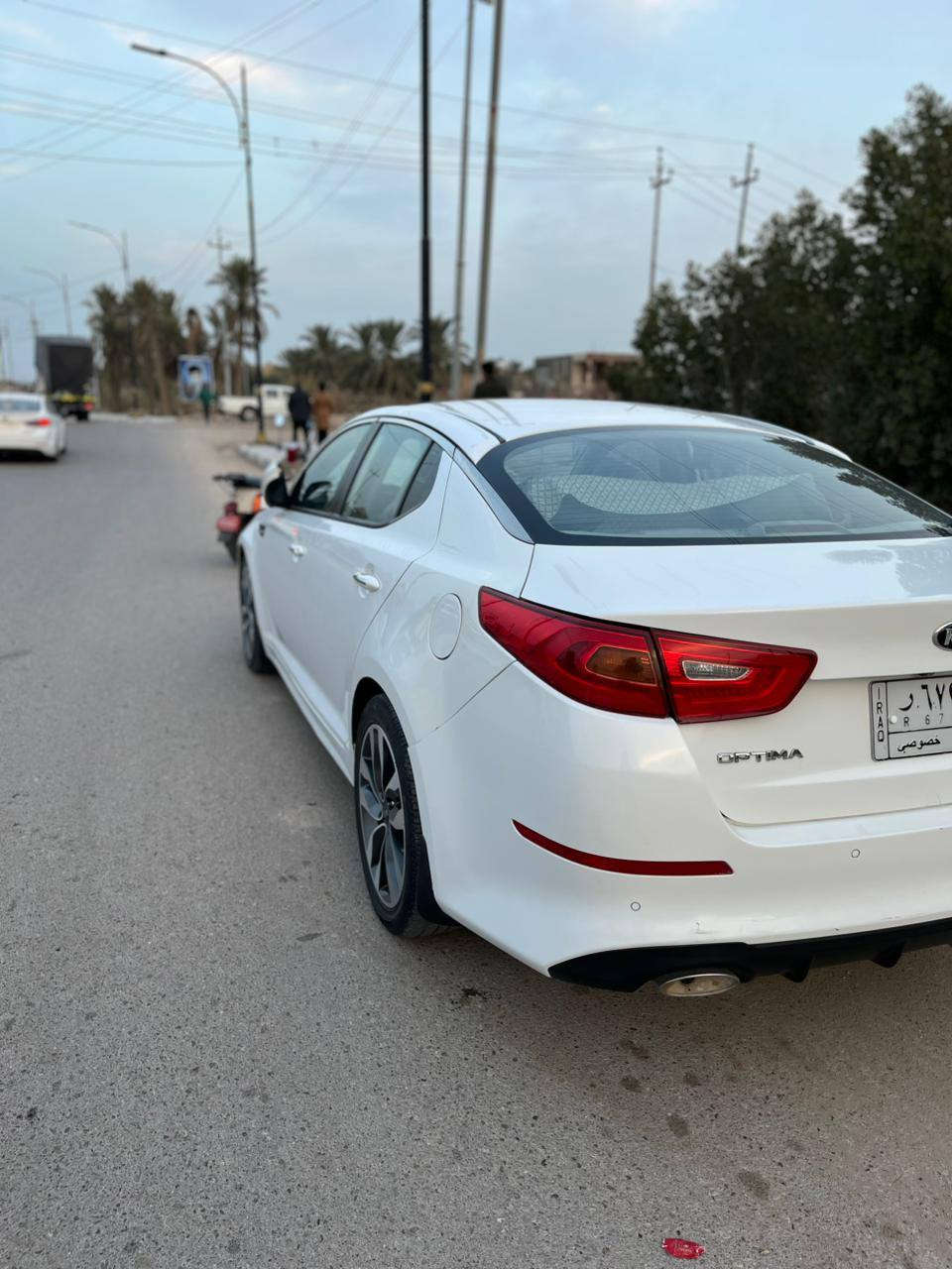 كيااوبتما ٢٠١٤شكل ١٥مكينه ٢٤٠٠جاهزه من كلشي ماشية ١٦٠الف فول مواصفات ماعدا البنوراما رقم بغداد مداور ثاني يوم 
سيارة كارتون ع وضع الشركه كتلوكات الشركه بصمتين وياها 
للاستفسار اكثر الاتصال ع الرقم *********** او المراسله خاص
