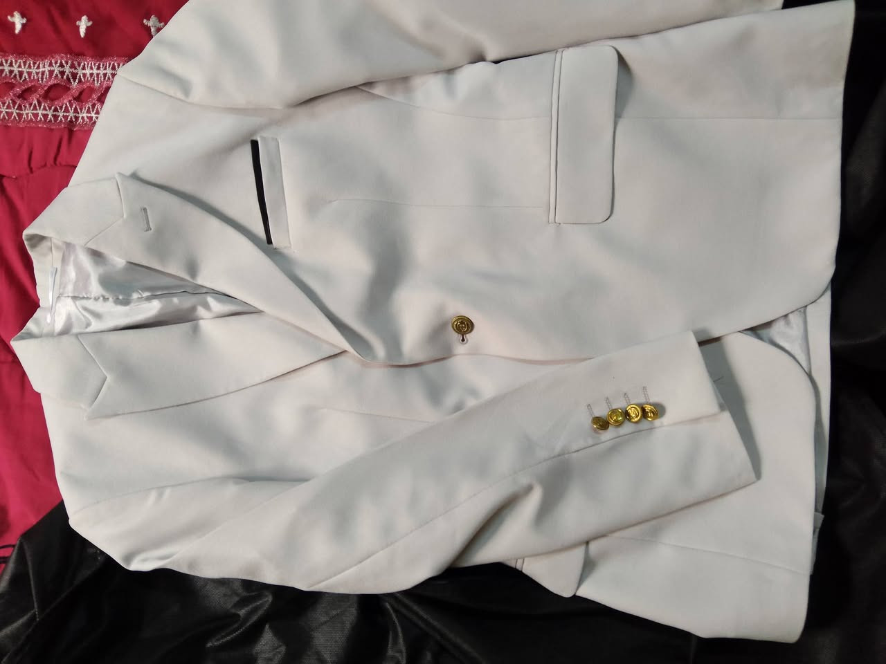 من رخصة الادمن قوط للبيع قياس48ملبوسات مرة وحدة فقط وحاليا مغسولة ومكوية مع كل قاط قميص قياسL


**إذا كنت صاحب هذا الإعلان وتريد حذفه لأي سبب، رجاءا أرسل رسالة إلى الدعم الفني**