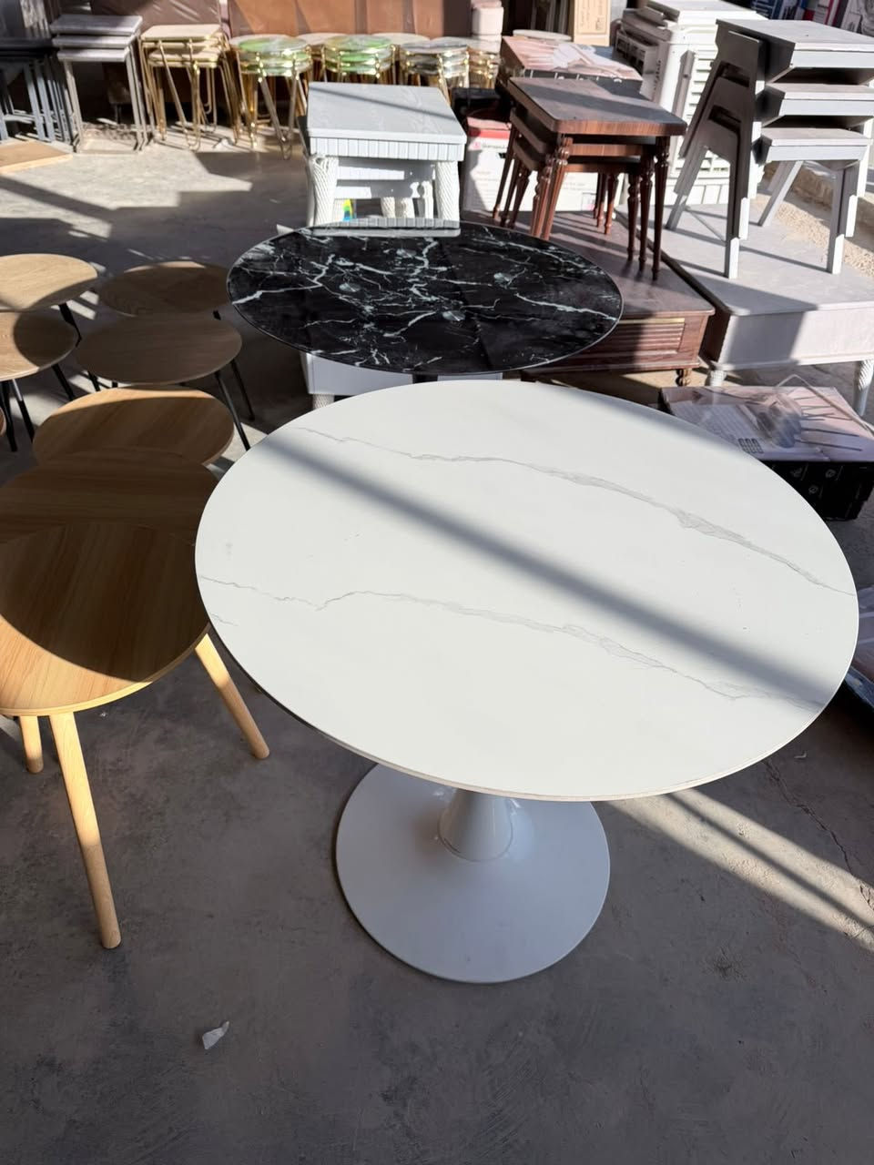 وصول وجبة جديدة من المواد والاثاث المنزلي (البالة والجديد) الى مجمع العبدالله التجاري 
***********@إشارة
