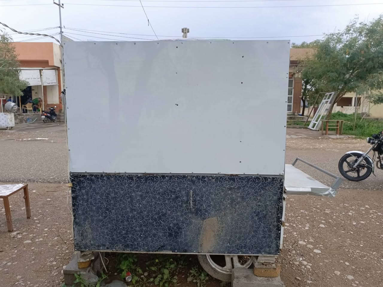 عربانه للبيع كامل مكمل للتواصل هاذ رقم***********
