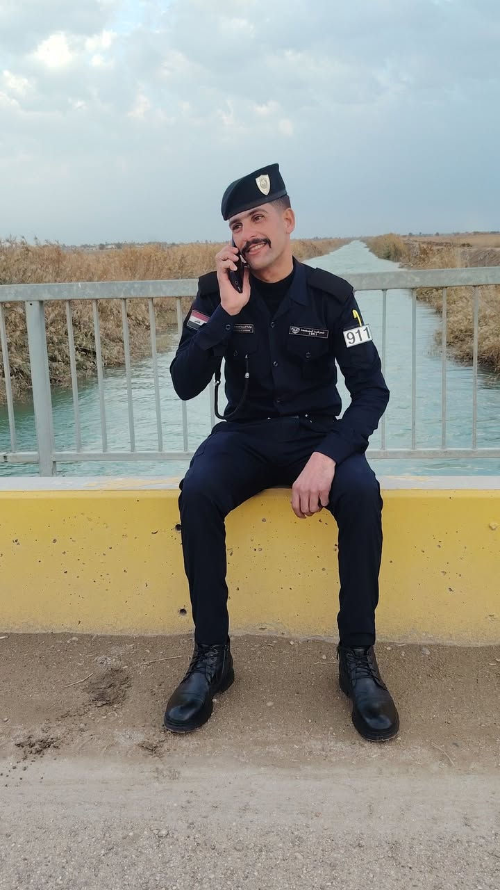 بريجو للبيع موديل ٢٠٠٣ السياره ابلاديه قطره صبغ ما بيه فقط الحجل مشغول شواصي ٤ شركه مكينه ٣٠٠٠ مجفته صارله شهر غرفه ابلاديه شركه مكان السياره ابو غريب الزيدان قرب جامع الزيدان الكبير رقم الهاتف ***********ابو زيد
