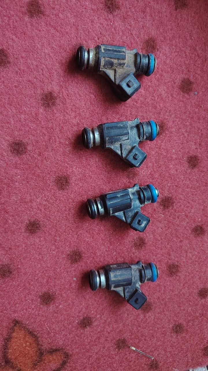 عندي تخم بلادي فتون السعر تخم ب.  25
وعندي تخم نوزل مال افانتي أخضر شراي يدخل خاص
*********** مكاني الشعله شرط الفحص تفصيخ
