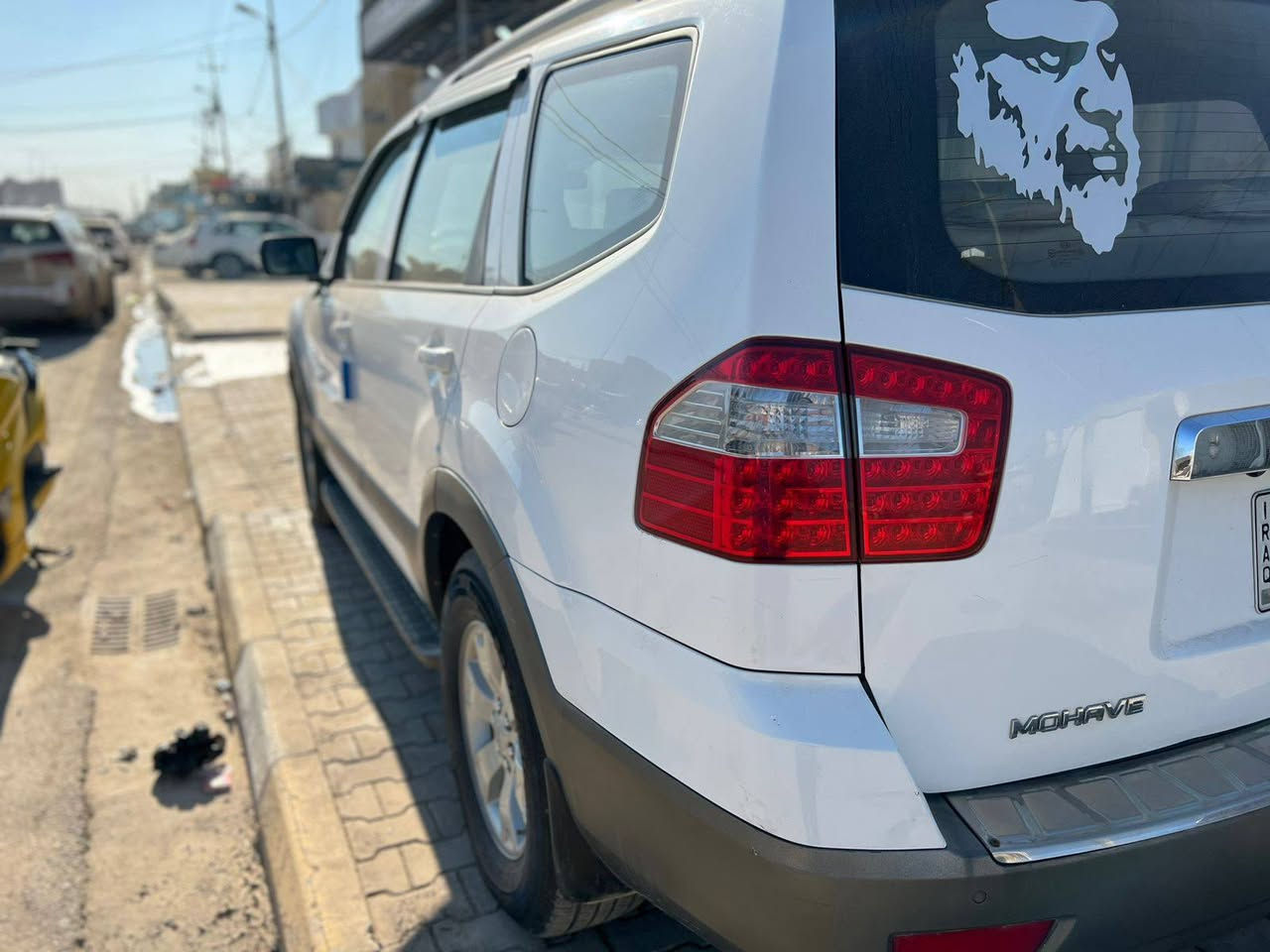 السلام عليكم كيا موهافي 2011 خليجي مكينه 3800 رقم واسط مميز فول مواصفات بيها بارد بالجاملغ الامامي وشخط بالباب الخلفي السعر 130 (المكان) واسط الكوت ***********
