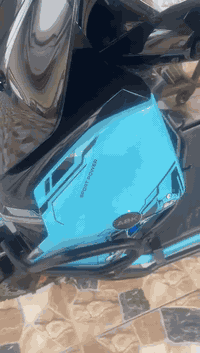 الدراجة رقم ١
التفاصيل من هنا
سوبر ايبو اصلية
https://www.facebook.com/100***********5/videos/859727329739601/
