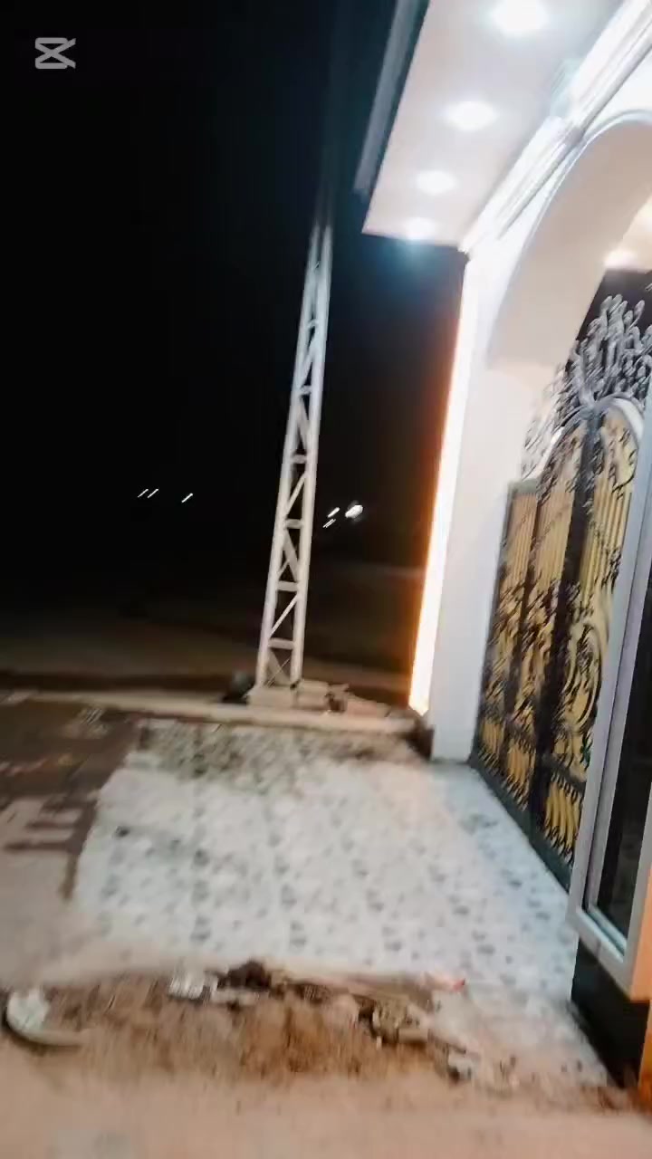 🏛️ علي المهندس.. تأسيس "عمود البيت" بأمان ودقة 🏛️
لأن التأسيسات (الكهربائية والصحية) هي أساس راحة البيت واستقراره، نحن نضع بين أيديكم خبرتنا الطويلة لنضمن لكم عملاً هندسياً متكاملاً يدوم طويلاً.
✅ خدماتنا المتكاملة (تأسيس + صيانة):
⚡ التأسيسات الكهربائية: تنفيذ كافة الشبكات الحديثة، تركيب الإنارة والديكورات الضوئية بأعلى معايير الأمان.
🚿 التأسيسات الصحية: مد شبكات المياه والمجاري الحديثة بدقة تمنع المشاكل المستقبلية.
🛡️ أنظمة المراقبة: تنصيب وبرمجة كاميرات المراقبة الحديثة لحماية عائلتكم وممتلكاتكم.
لماذا تختار "علي المهندس"؟
نحن لا نكتفي بالعمل فقط، بل نخطط لكل نقطة وسلك لضمان إطلالة عصرية وحماية دائمة لبيتك.
📍 الموقع: بغداد - بحدث إطلالة
📞 للتواصل المباشر: ***********
