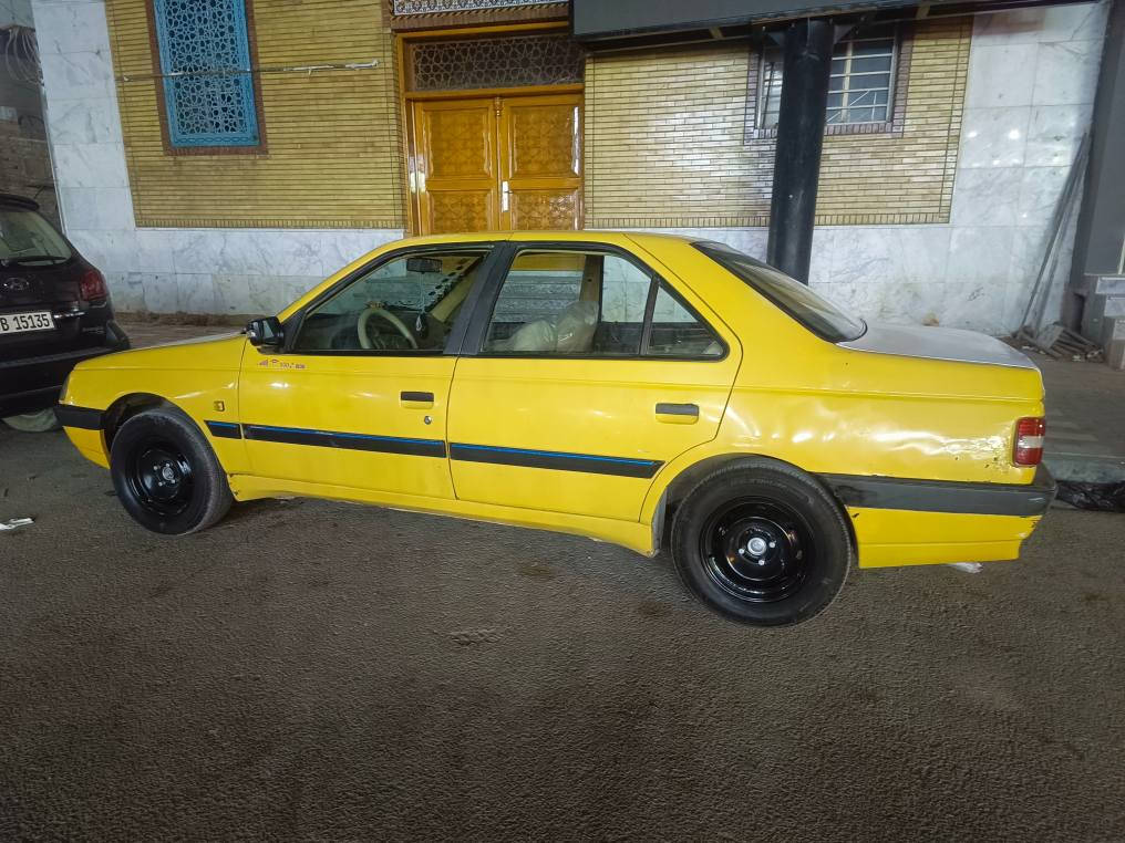 بيجو أكد للبيع نمرة نجف موديل 2016 تبريد ج منضومه جديده سيارة داخلة هزة سنوية مجدده الرقم انكليزي بيه ضربه جاملغ الخلفي صوب السائق ودحجة بلكدام   شرط مكينه وكير جاهزات  السعر 37 للاتصال *********** النجف, العراق
