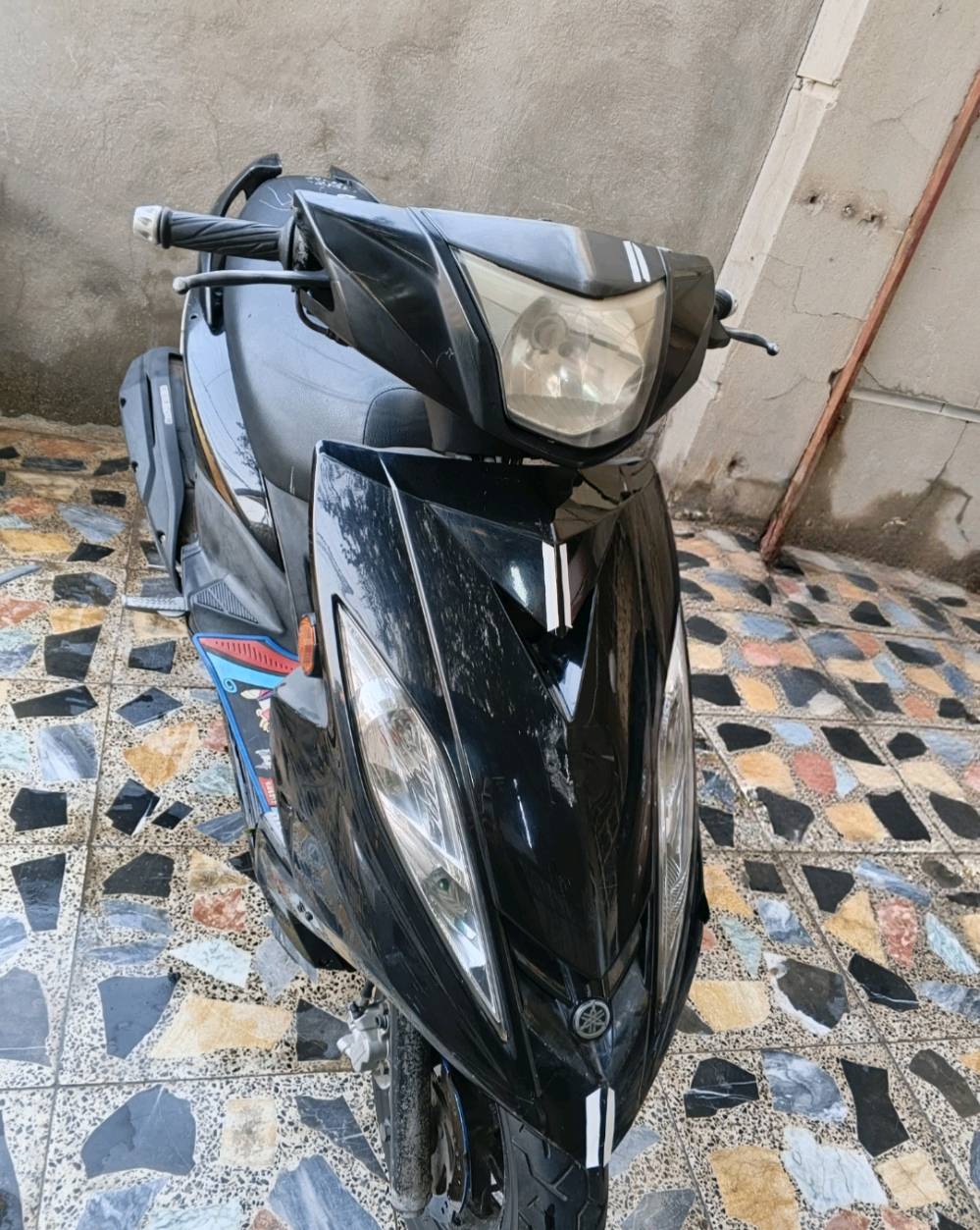 السلام عليكم جيتي ار ناشفة للبيع
كفالة عامة كهربائيات و محرك 
كفرات بلادية كاملة من نواقص 
دراجة بيها قبق هندر بلادي مال ثعلب والبلادي مالتها موجود 
مكاني بغداد الحرية
السعر 900 قفل 
*********** واتس اب