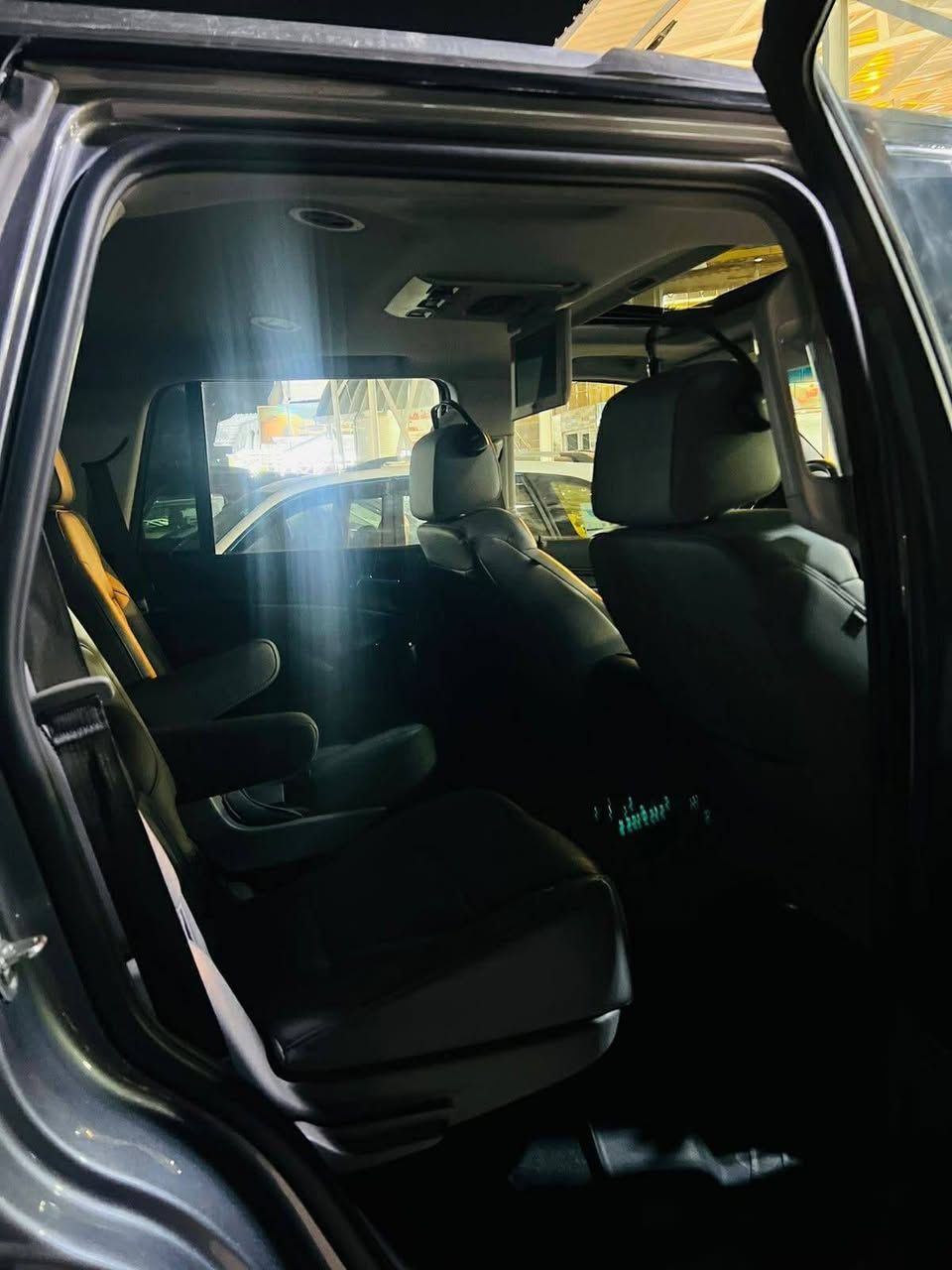 تاهو SLT 2020
فول  مواصفات
بيه رشات صبغ بصفحه 
تريد تحويل تريد وكاله 
السعر  ٣٤٠
مكانه كوت 
***********
